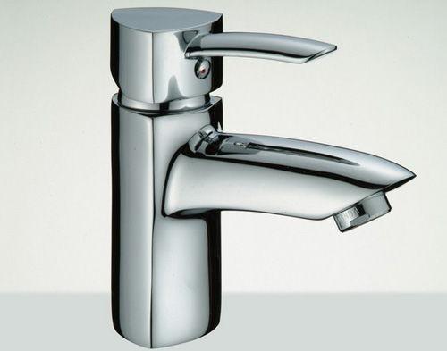 娱乐吃瓜君用水龙头飞天,揭秘“水龙头飞天”奇观背后的秘密